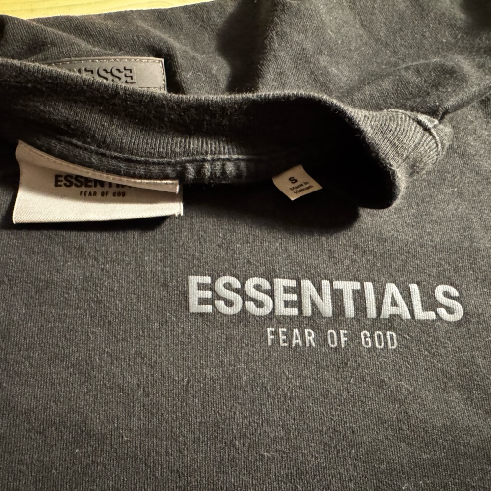 Fear of God ESSENTIALS Black Logo Crewneck Tee
